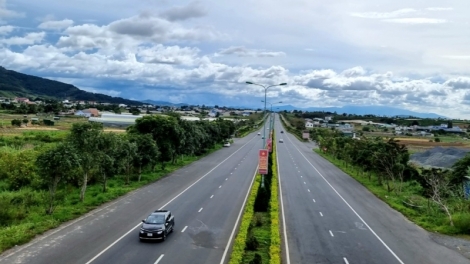 Hơmĕng gơ̆h tơlĕch jang tơdrong jang pơm trong gre kơdâu hrĕnh Tân Phú – Bảo Lộc ƀât hơtuch sơnăm 2023 