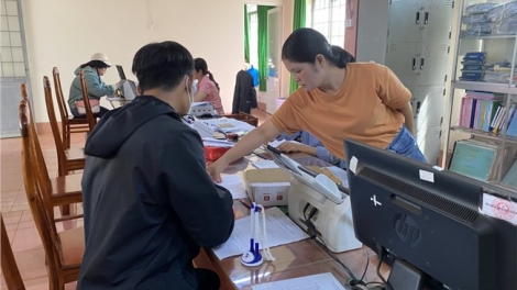 SALIH SỐ DI BHUM BANGSA, BHUM CEIK: DOM CUANG KANDAH