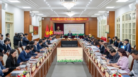 Khua bruă kƀĭn ala Vương Đình Huệ mă bruă hŏng phŭn bruă dhar kreh lehanăn hiu čhưn ênguê 