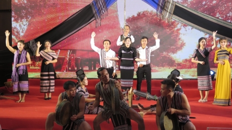 Hội nghị xay moon k’rong bhrợ đớc đoọng ha zr’lụ đhanuôr acoon coh tỉnh Quảng Ngãi