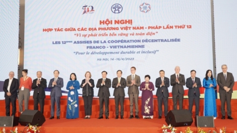 Hneăng hôp tơpui Tơrŭm cheăng pơla mâu kong pơlê Việt Nam- Pơhlăng rôh má 12 