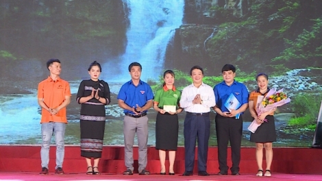 Quảng Ngãi: P’têêt pa dưr cr’noọ cr’niêng tơơp bhrợ cha coh zr’lụ đha nuôr acoon coh lâng da ding ca coong