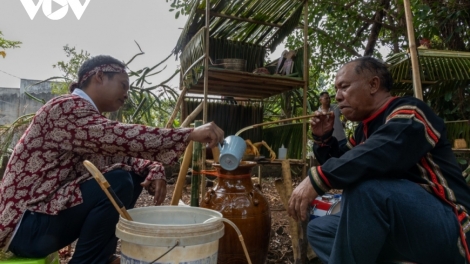 Bh’rợ bhuôih rơơm vaih boo âng manuyh Ê Đê đhị Buôn Ma Thuột