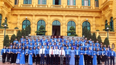 Khua lăn čar Võ Văn Thưởng bi tuôm hŏng phung hlăk ai hđeh êlăk hlue ngă asăp Awa mtă