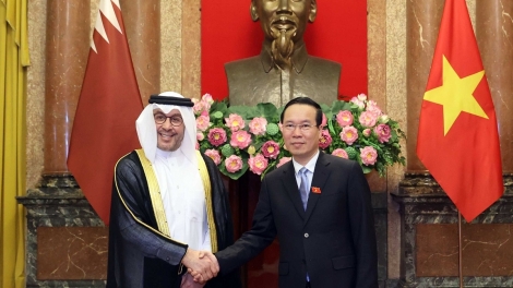 Khua mir sir dêh čar ta ơi Võ Văn Thưởng tŭ jum Khua anih jưh pơ ala kơ hơdôm bôh dêh čar 