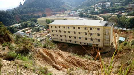 Học sinh đhị A Xan học tạm tước mơ ooy dzợ?