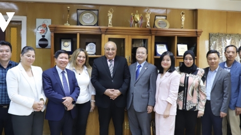 ពត៌មាន ម៉ោង ១៥