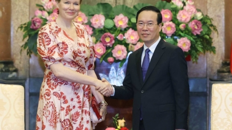 Kruanh dak Võ Văn Thưởng wơt ur kđăch Bỉ nkre ƀư Kruanh danh dự UNICEF Bỉ 