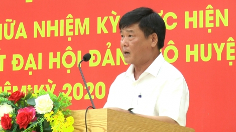 Nam Giang bhrợ têng xang 10/15 cr’noọ xa nay Nghị quyết Đại hội Đảng bộ g’luh XX