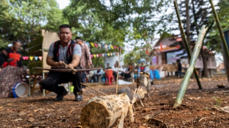 Bơjak hyu pĕ añăm glai