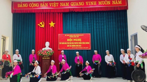 Zư lêy, pa dưr c’kir văn hoá Mường đhị Hà Nội