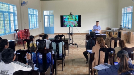 Kon Tum: Hnê mơhno pêt loăng sâm Ngọc Linh ăm mơngế Rơteăng