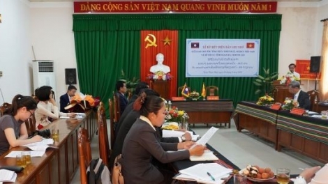 Bơr tỉnh Thừa Thiên Huế lâng Salavan (Lào) pazưm đắh bh’rợ acoon cóh