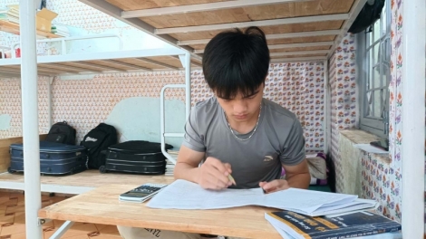 Kon Tum: Âk nau kan kơl an kon se tâm rnôk thi tốt nghiệp THPT