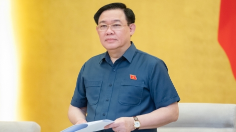 T’ngay pa bhrợ tr’nơợp âng pr’họp Ủy ban Thường vụ Quốc hội bhlưa 2 g’luh âng pr’họp Quốc hội