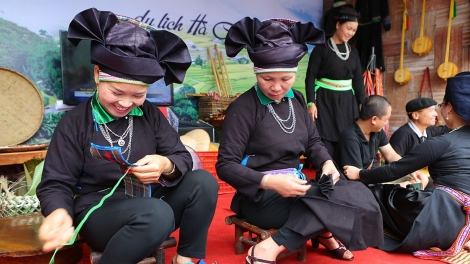 CHƯƠNG TRÌNH KHAY HENG TÀY-NÙNG (Thứ Sáu- Vằn xo 2 bươn 6 pi 2023)