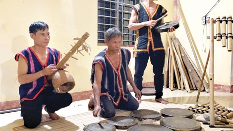 Quảng Ngãi: Bhrợ zập chính sách đoọng ha ma nuyh bấc ngai chăp
