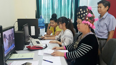 Bh’rợ t’vaih zr’lụ zooi đhanuôr acoon coh đươi dua CNTT