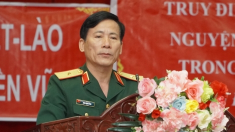 Cèng rê ƀồc ntìng ală cau ling khin cha jăk chài chơ̆t phi să tàm 6 càr đah Tô lơgar Lào rê hờ lơgar tờm