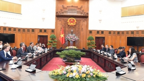 K’iăng Khua knŭk kna Trần Lưu Quang êpul khua êmua bruă kƀĭn ala Ơrôp 