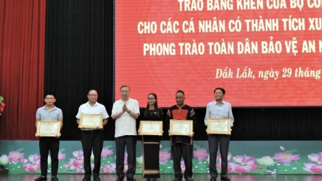 Ƀô̆ trương Tô Lâm bơ̆ jang tơ̆ Đăk Lăk, pôk ƀăng bơnê ăn bơngai vang jang chă ƀa trui rôp khul bơngai tơdrŭt kơnê̆