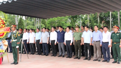 Khei 7 tơ̆ tơring grasia  Quảng Trị