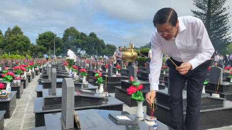 Pôa Phan Đình Trạc, Ngế xiâm pơkuâ tí tăng ‘nâi plĕng ăm Khu pơkuâ ngăn tơnêi têa ƀă khu kăn ki pêi dêi hnoăng cheăng lăm pôu kơ-êng mâu rơpŏng mố đô̆i hlâ a Dak Lak