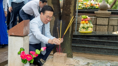 Pôa Võ Văn Thưởng, Kăn xiâm hnê ngăn tơnêi têa chôu nhang tơbâ mâu Ngoh khên tơnôu ki hiăng hlâ a Côn Đảo