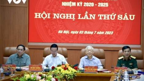 Tổng Bí thư Nguyễn Phú Trọng k’đhơợng Hội nghị Quân ủy Trung ương 6 c’xêê tơợp c’moo