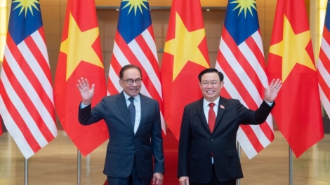 Khua bruă kƀĭn ala Vương Đình Huệ bi tuôm hŏng Khua knŭk kna Malaysia Anwar Ibrahim 