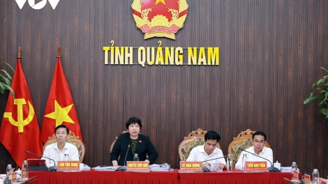 Bh’rợ pay đoọng zên âng 3 Xa nay bh’rợ cr’noọ âng k’tiếc k’ruung: Oó muy n’năl n’toh râu n’lất ooy chính sách a năm