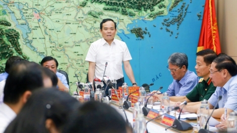 Kơ iĕng Thủ tướng Trần Lưu Quang pơrô̆ athei tang găn hăm kial hơbŭt kơsô̆ 1