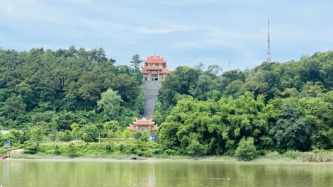 Chrứih t’mêê lâng pr’hay lêy chi ớh tour du lịch “Rạch chô truíh k’ruung Mã”