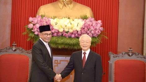 Tổng Bí thư Nguyễn Phú Trọng  vơt Thủ tướng Liên bang Malaysia Anwar Ibrahim 