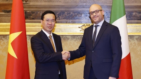 ពត៌មាន ម៉ោង ១៥