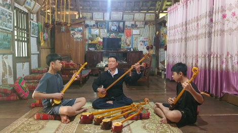 Pô thâo mbruă Điêu Chính Lả - Pô krơ̆ng kơ ênai brô̆ tính tẩu mnuih djuê ana Thái trắng Sơn La