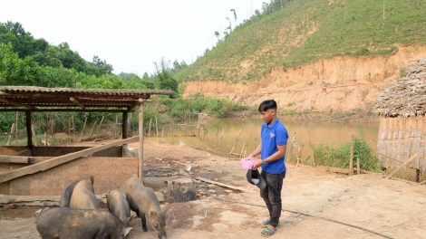 A Lăng Táo: Tơợp bhrợ cha tơợ bh’rợ băn a ọc crâng lai