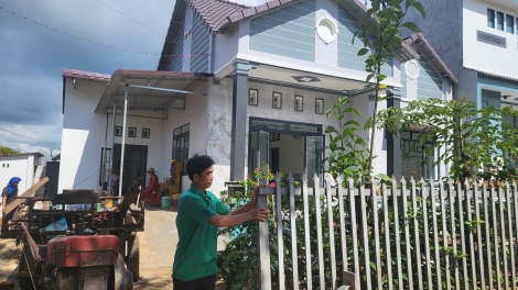 Kơdră pơlei Ama Tháp – yuk hơlâu lơ̆m tơdrong jang kơ pơlei Buôr