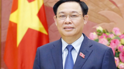 Củ tịc Quốk hội  ồng Vương Đình Huệ còp ngan ngồn lơgar Indonesia mờ lòt Pơrjum AIPA-44 