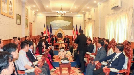 Càr Gia Lai lơh broă mờ càr Ratanakiri, lơgar Campuchia