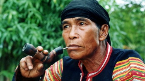 Đón khách (Drông tuê)