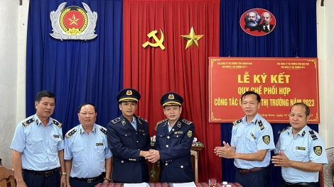 Kon Tum - Quảng Nam pa zưm lêy cha mêệt hàng hóa đăh zr’lụ pr’tệêt bhlưa