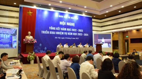 Pôa Phạm Minh Chính, Ngế pro xiâm hnê ngăn veăng Hôp mơgêi hơnăm hriâm 2022-2023 ƀă hbrâ ăm hơnăm hriâm nếo