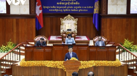 ពត៌មាន ម៉ោង​ ៦