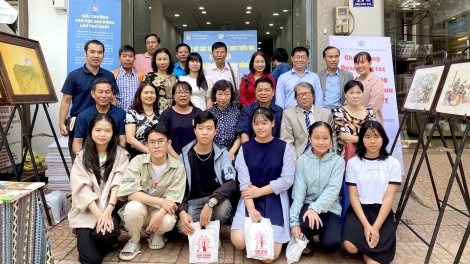 Khà jờng git nđờ rơhiang tơlăk đong ai ală jơnau cih bè kơnòm dềt in