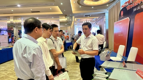 Tơring tŏk bŏk - Tây Nguyên  pơtâ̆p pơhrăm vei sơđơ̆ng tơdrong tơroi tơbăt 