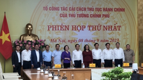 Hneăng hôp Tôh pêi cheăng ‘mâi hơ’lêh tơdroăng cheăng dêi Ngế pro xiâm hnê ngăn Chin phuh  