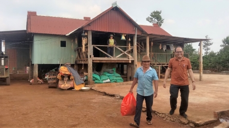 Pôa Rơčom Ña tô tuăn ‘na tơdroăng ki vâ hía hiât lôi rơngê rơngối