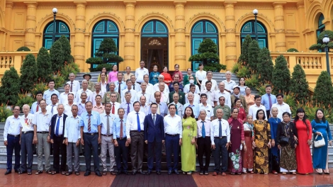 Pôa Võ Văn Thưởng, Kăn xiâm hnê ngăn tơnêi têa trâm mâ Khu ngế ki ai hnoăng ƀă kăch măng kong pơlê Trà Vinh