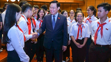 Khua bruă kƀĭn ala Vương Đình Huệ blŭ hrăm ti Klei bi kƀĭn “Anôk bruă kƀĭn ala kơ phung hđeh” gưl tal I 